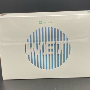 Base Blue Dry and Wet, Dual Action Facial Cleansing Wipes